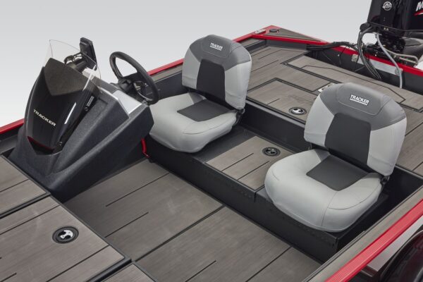 TRACKER PRO 170