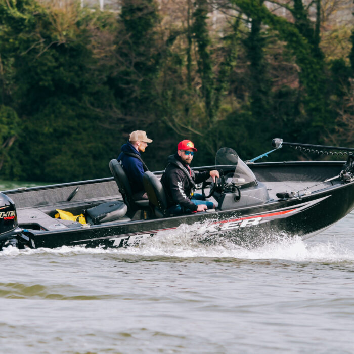 Tracker Pro Guide V16SC bateau de pêche en aluminium type bass boat