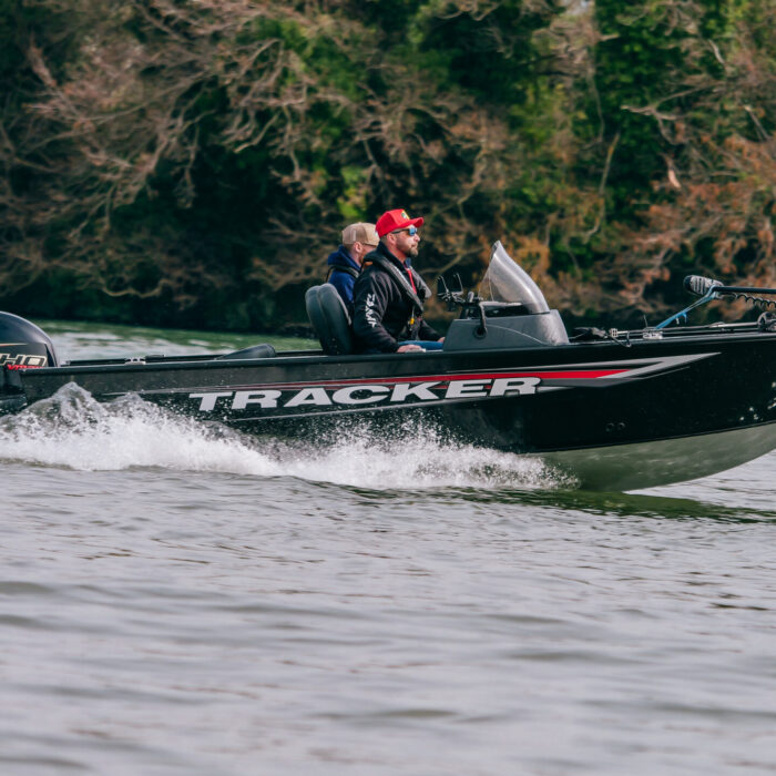 Tracker Pro Guide V16SC bateau de pêche en aluminium type bass boat