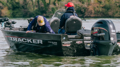 Tracker Pro Guide V16SC bateau de pêche en aluminium type bass boat