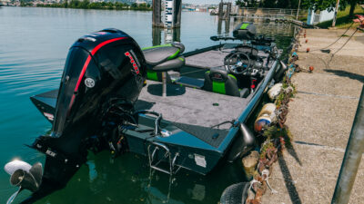 Ranger RT188 bateau de peche