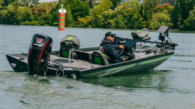Ranger RT188 bateau de peche