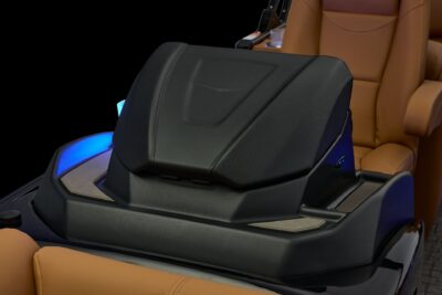 Regency 250 DL – Image 9