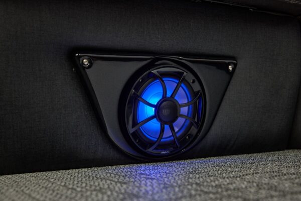 Regency 250 DL – Image 18