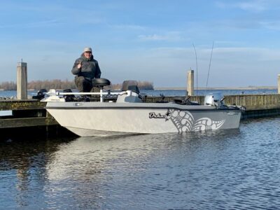 Orka Whale 475 SC bateau de pêche aux carnassiers